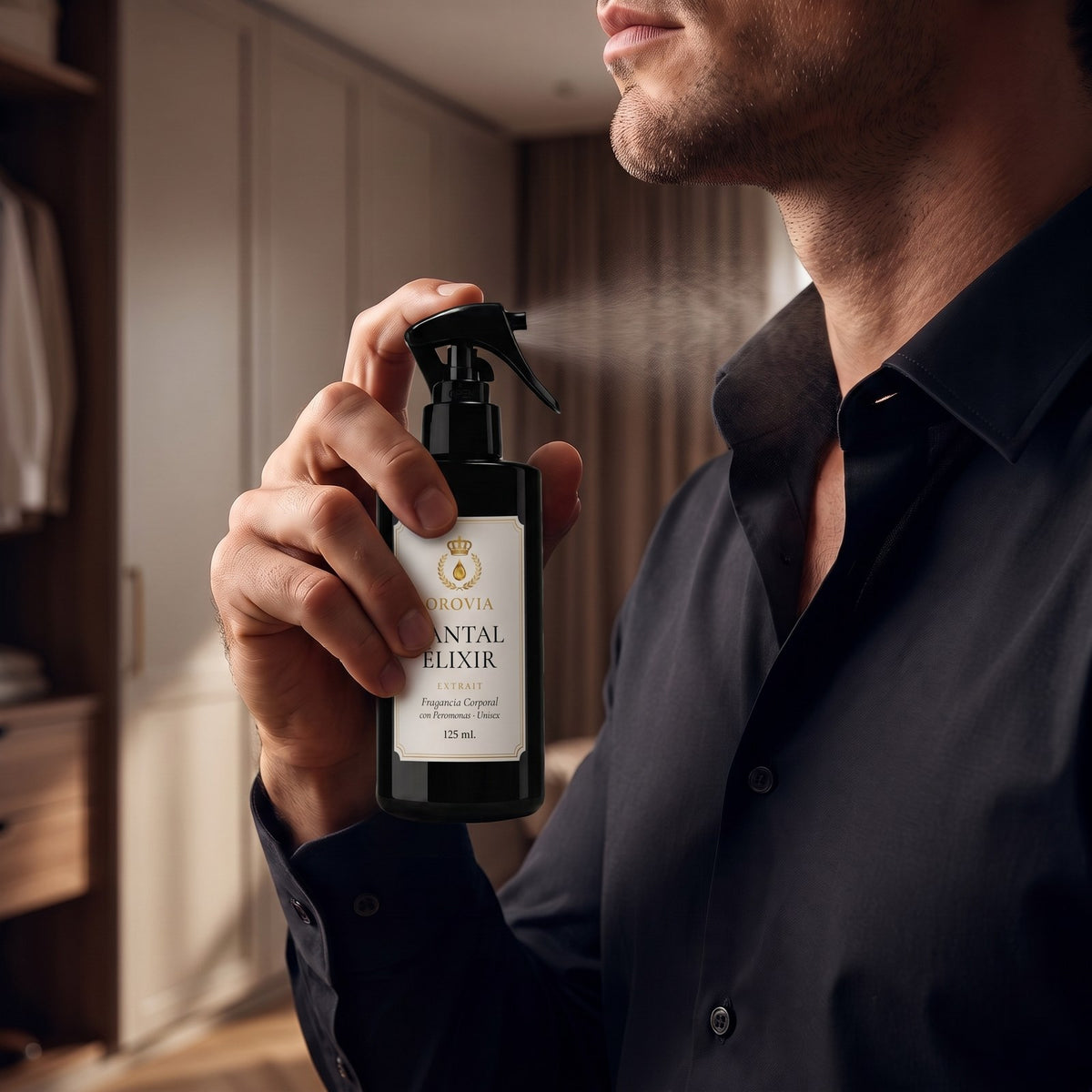 Santal Élixir · Fragancia Corporal con Feromonas 125 ml en uso