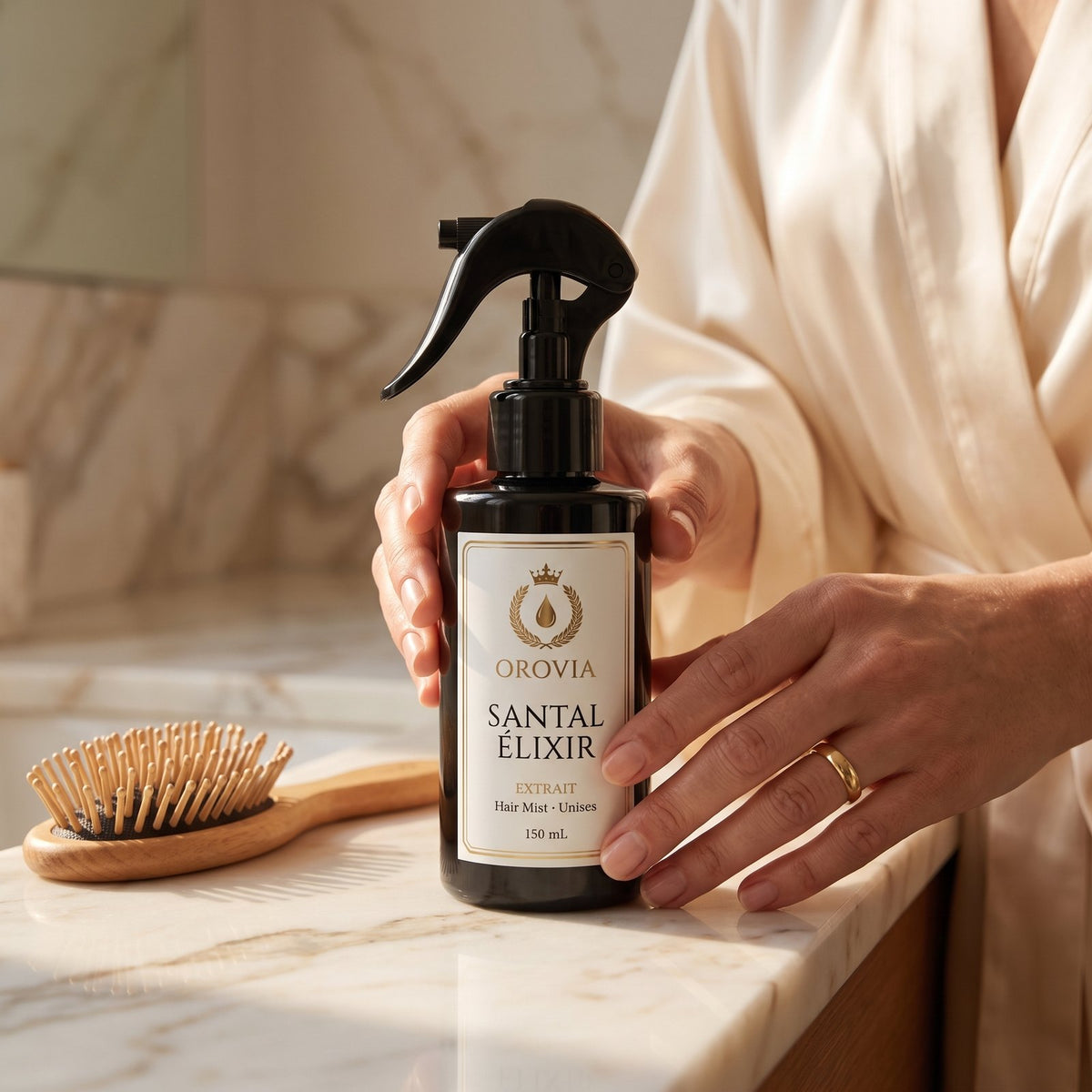 Santal Élixir · Hair Mist 150 ml en uso